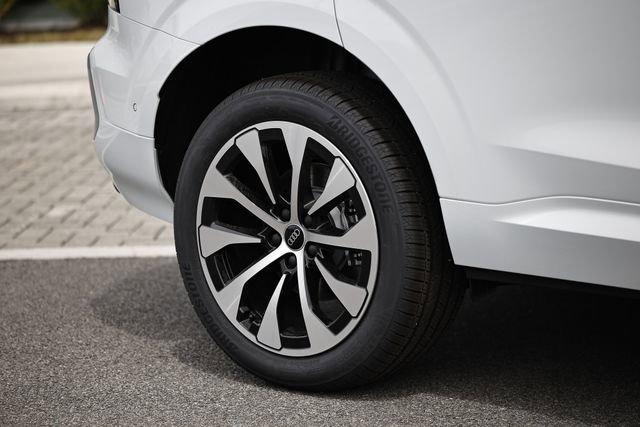 New 2026 Audi Q3 quattro 2.0T image 6