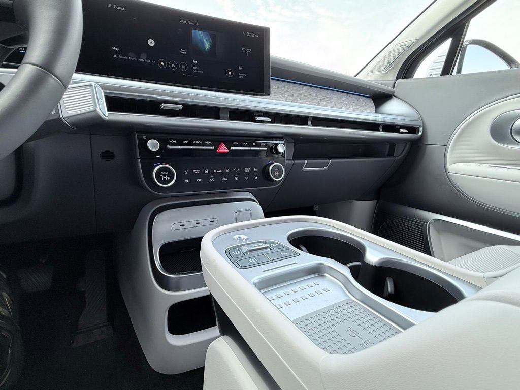 New 2026 Hyundai Ioniq 9 Limited image 18