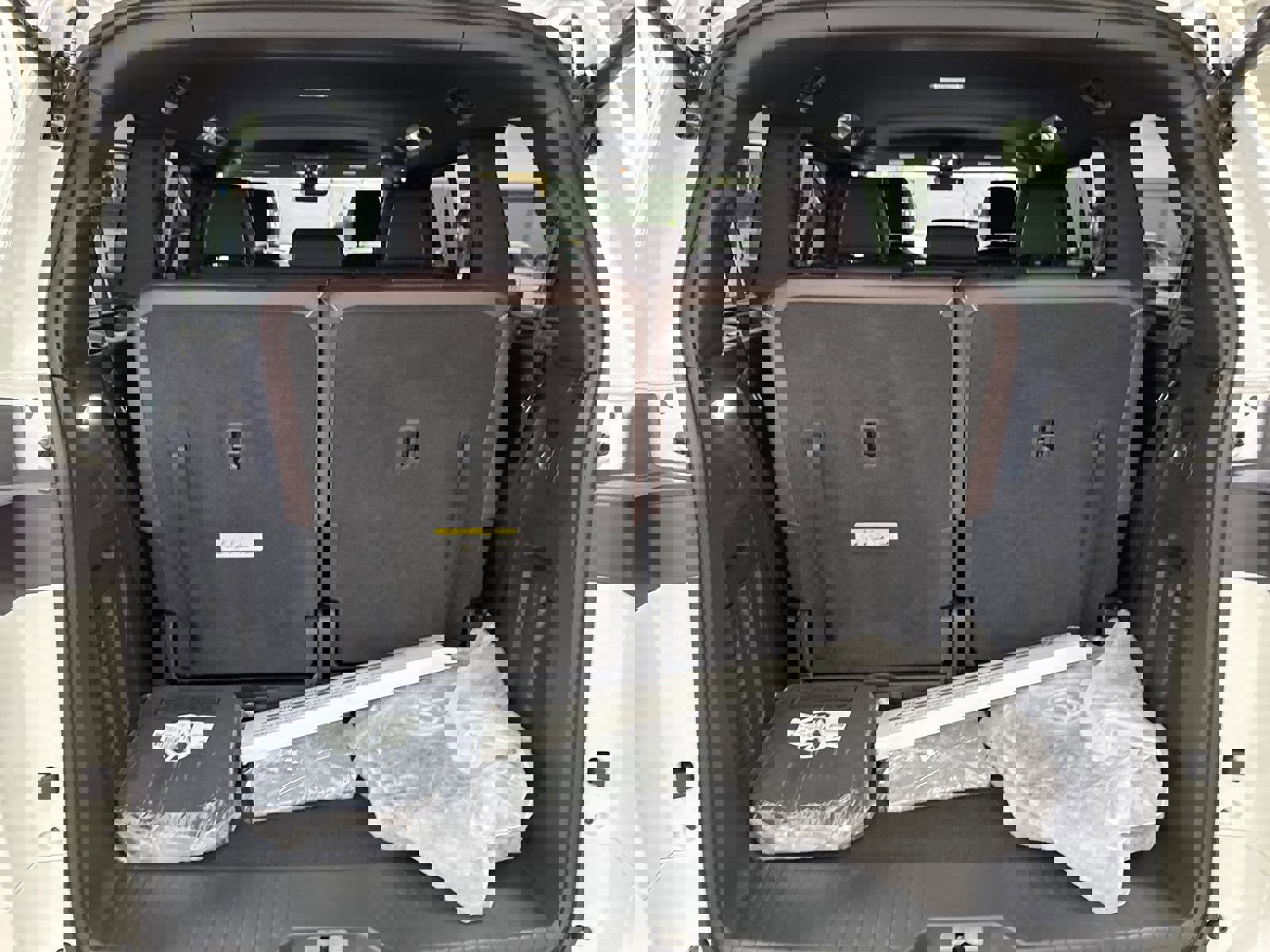 New 2025 Volkswagen ID. Buzz Pro S image 34