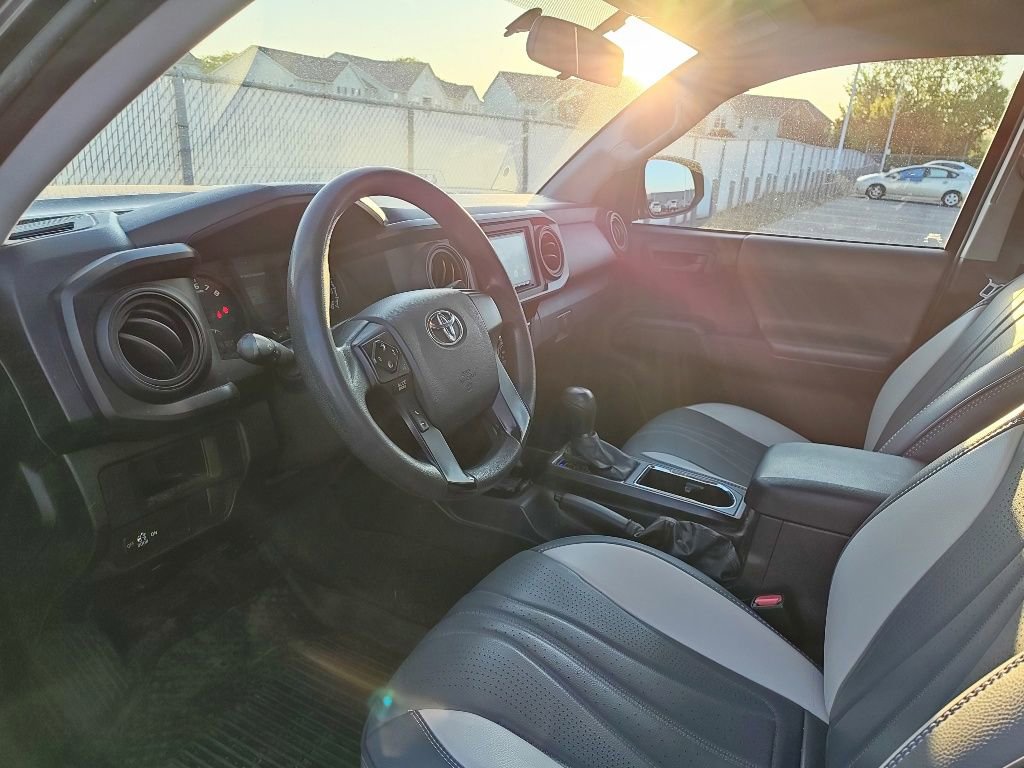 Used 2017 Toyota Tacoma SR w/ Tow Package AWD/4WD image 8