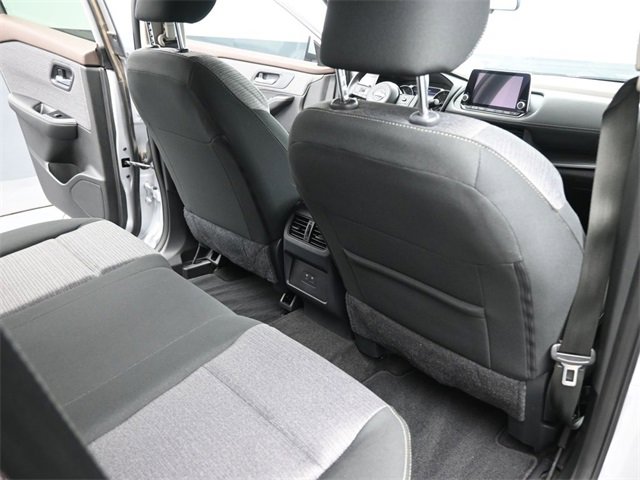 Certified 2023 Nissan Rogue SV image 29