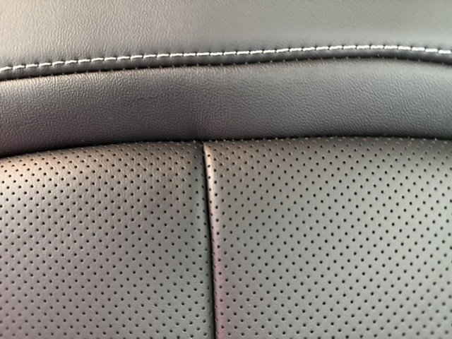 New 2025 Jeep Grand Cherokee Limited w/ Luxury Tech Group II image 30