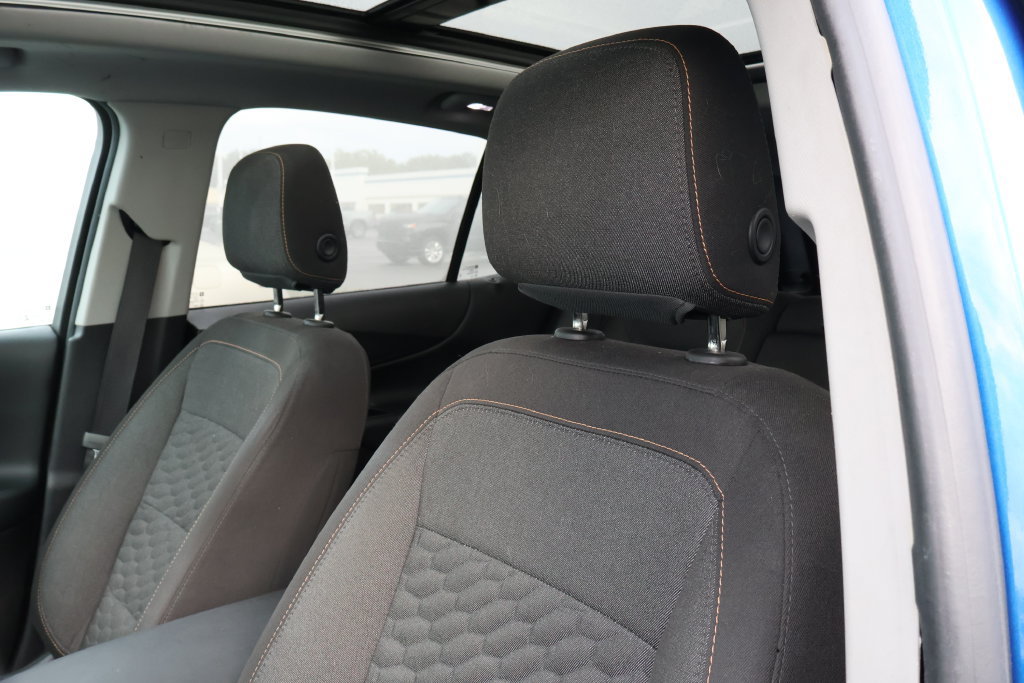 Used 2019 Chevrolet Equinox LT w/ Sun & Navigation Package FWD image 11