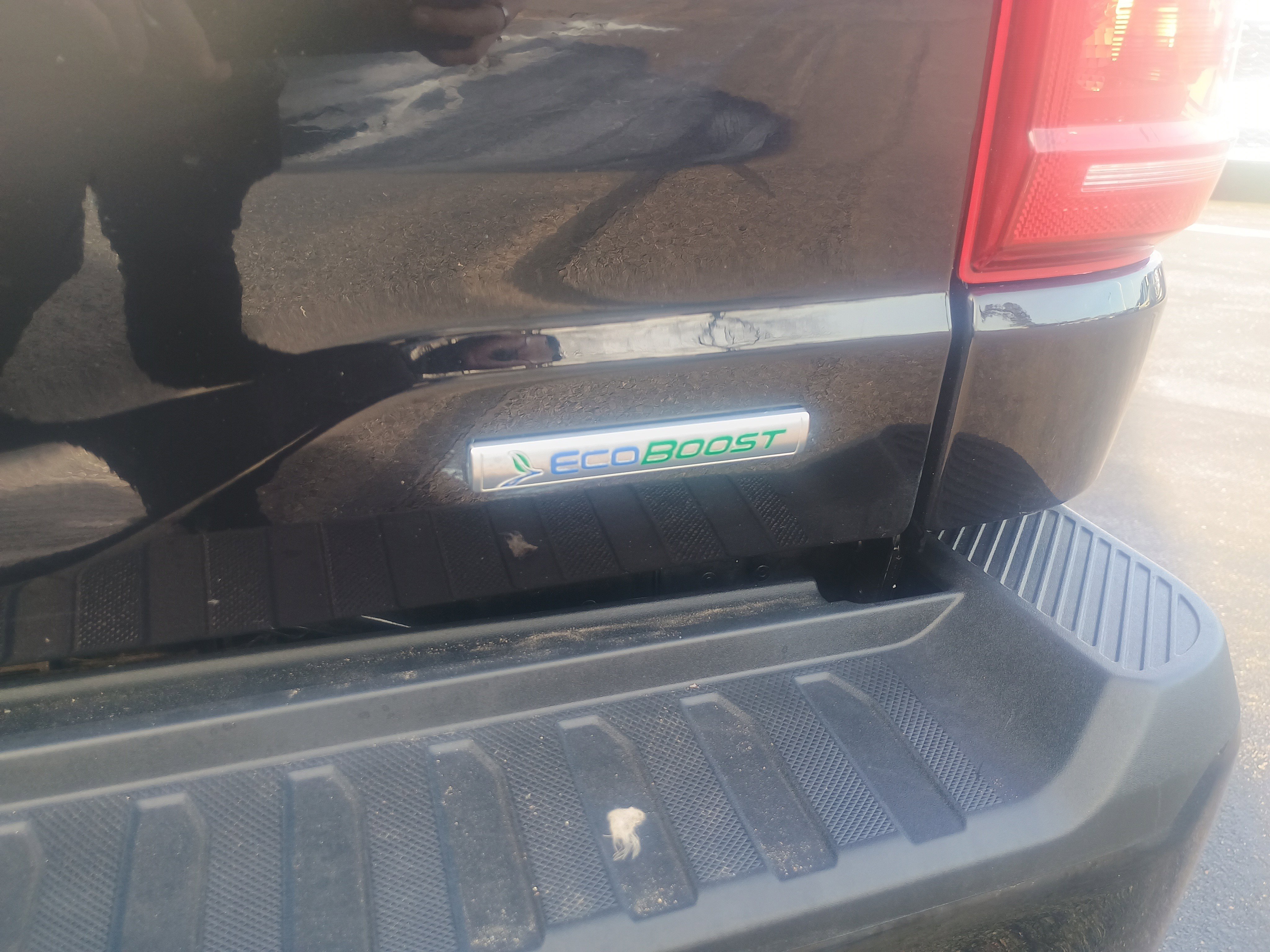 Certified 2022 Ford F150 XLT w/ Equipment Group 302A High image 11