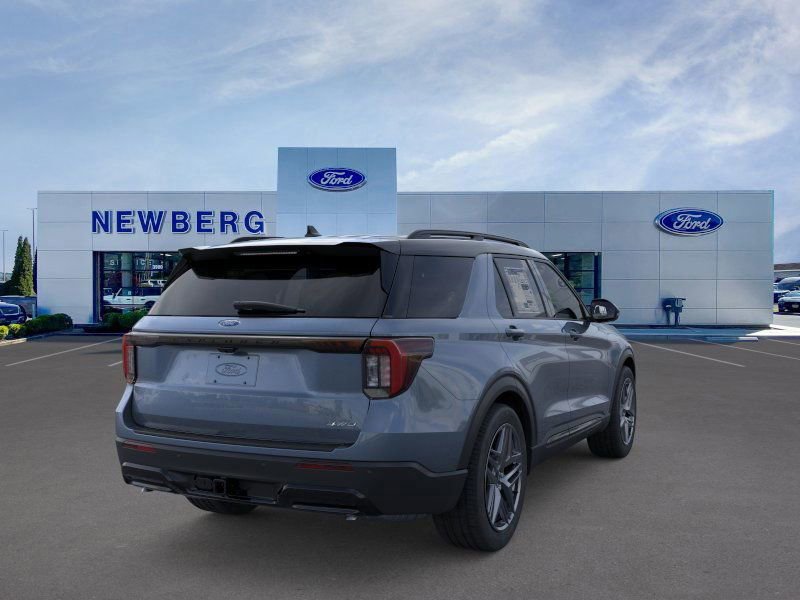 New 2025 Ford Explorer ST-Line w/ Premium Package image 8