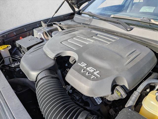 Used 2017 Chrysler 300 S image 23