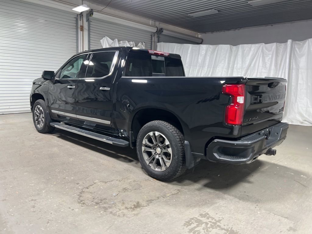Used 2023 Chevrolet Silverado 1500 High Country w/ Max Trailering Package image 5