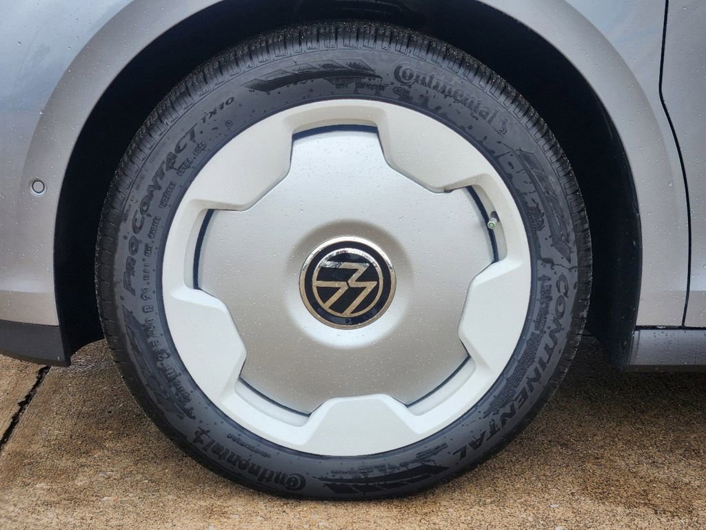 New 2025 Volkswagen ID. Buzz 1st Edition image 9