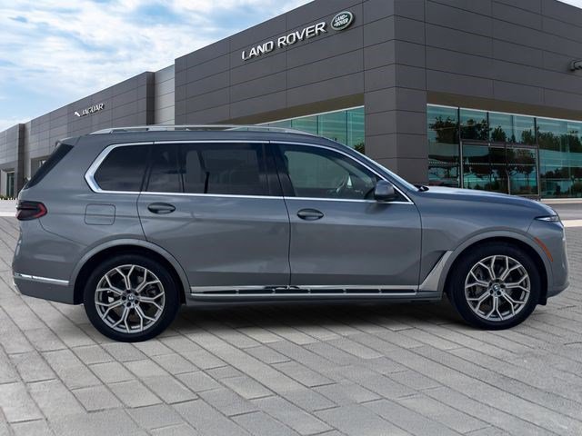 Used 2024 BMW X7 xDrive40i AWD/4WD image 6