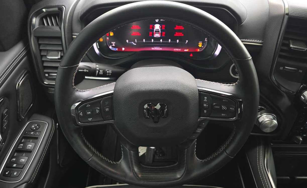 Used 2024 RAM 1500 Limited AWD/4WD image 8