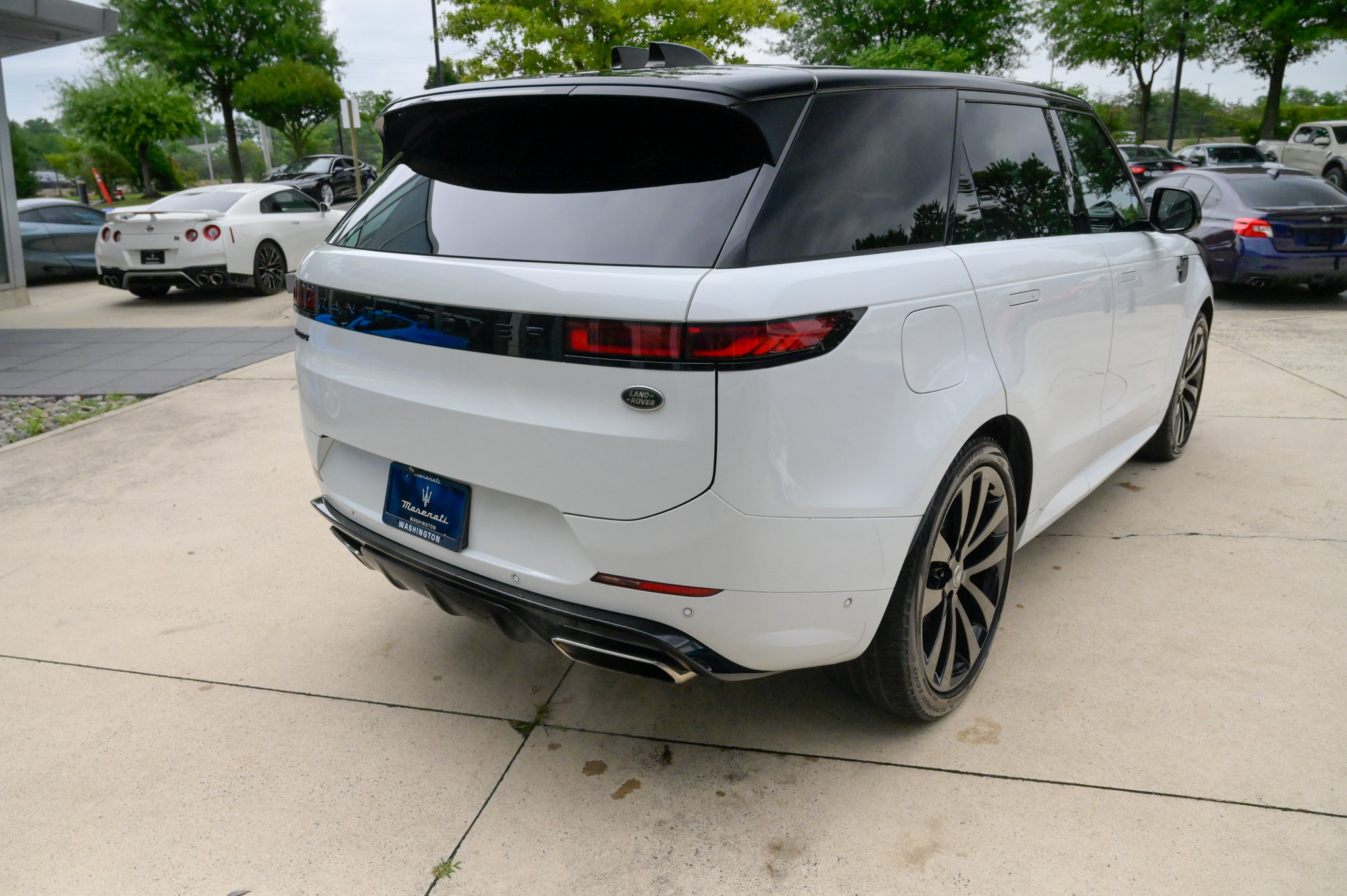 Used 2023 Land Rover Range Rover Sport SE Dynamic AWD/4WD image 5
