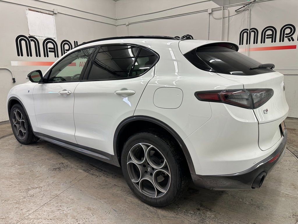 Used 2024 Alfa Romeo Stelvio Ti w/ Active Assist Plus Package AWD/4WD image 14