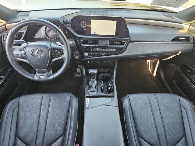 Used 2023 Lexus ES 350 F Sport FWD image 4