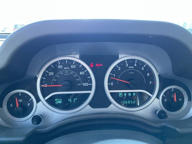 Used 2009 Jeep Wrangler Unlimited Sahara w/ Trailer Tow Group image 13