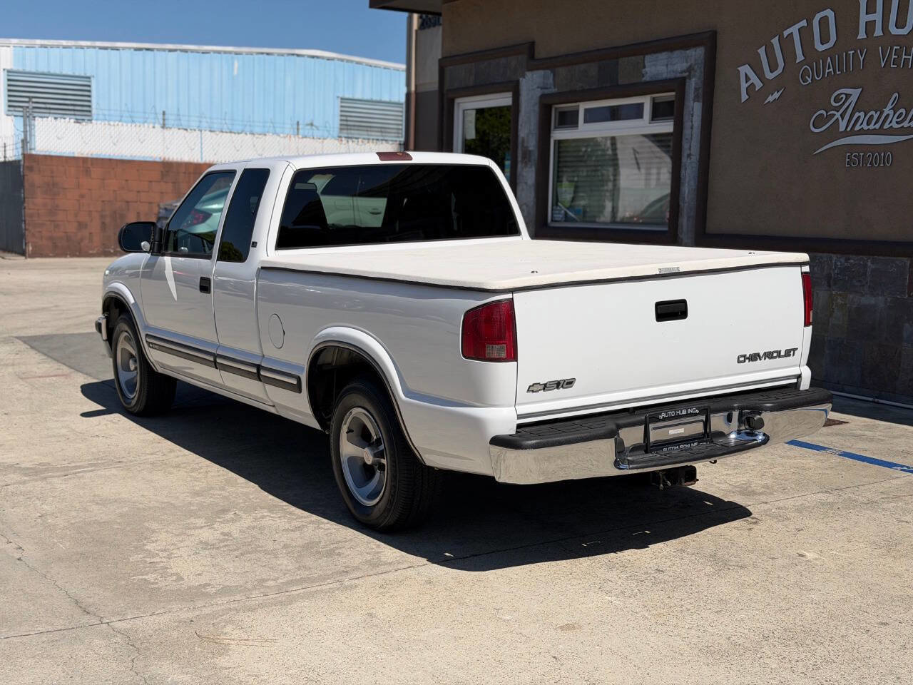 Used 2000 Chevrolet S10 Pickup LS w/ Preferred Equipment Group RWD image 8
