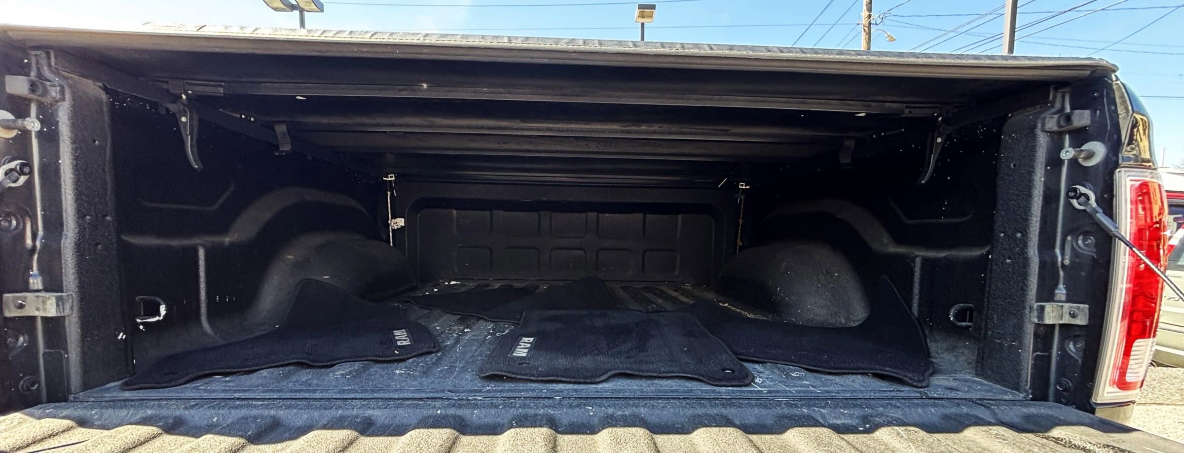 Used 2018 RAM 1500 Laramie w/ Convenience Group image 41