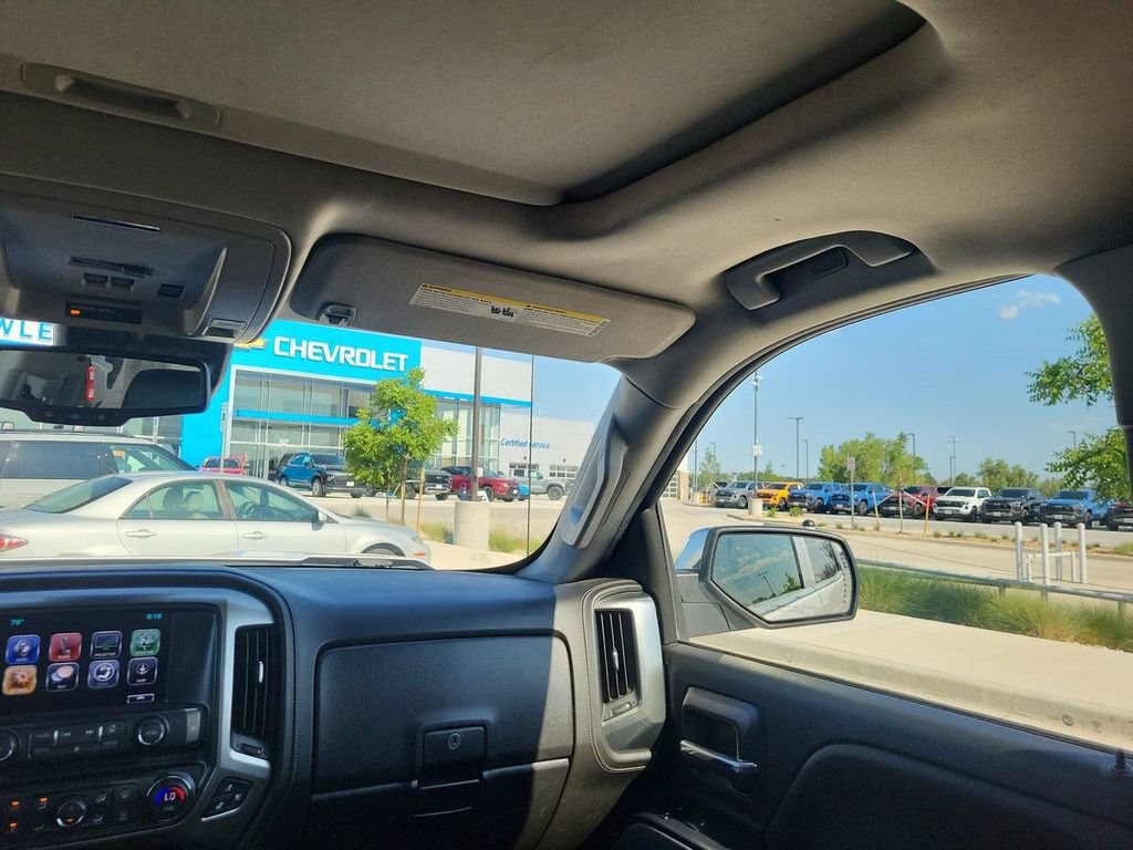 Used 2017 Chevrolet Silverado 1500 LTZ Z71 w/ LTZ Plus Package AWD/4WD image 12