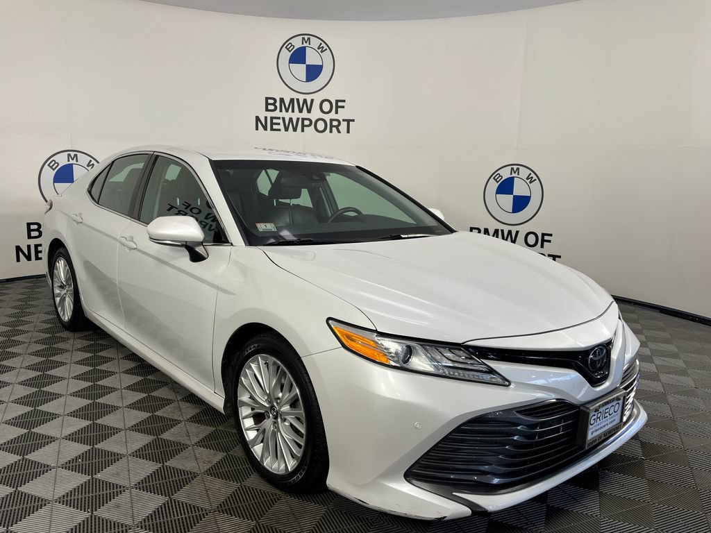 Used 2018 Toyota Camry XLE FWD image 1