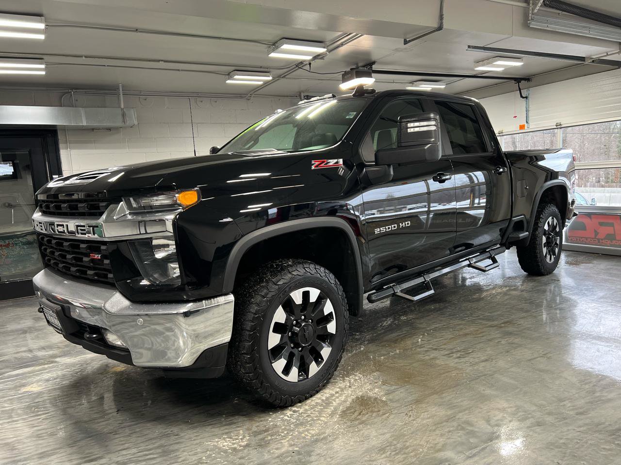 Used 2020 Chevrolet Silverado 2500 LT w/ All Star Edition image 5