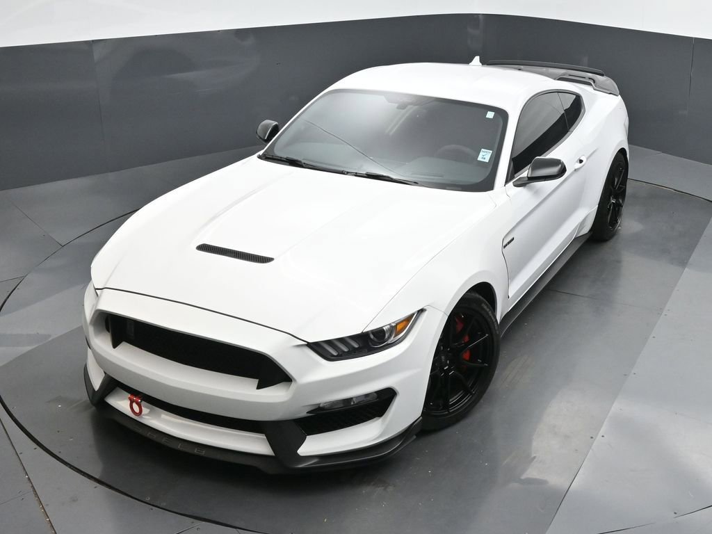 Used 2020 Ford Mustang Shelby GT350 w/ Technology Package image 44
