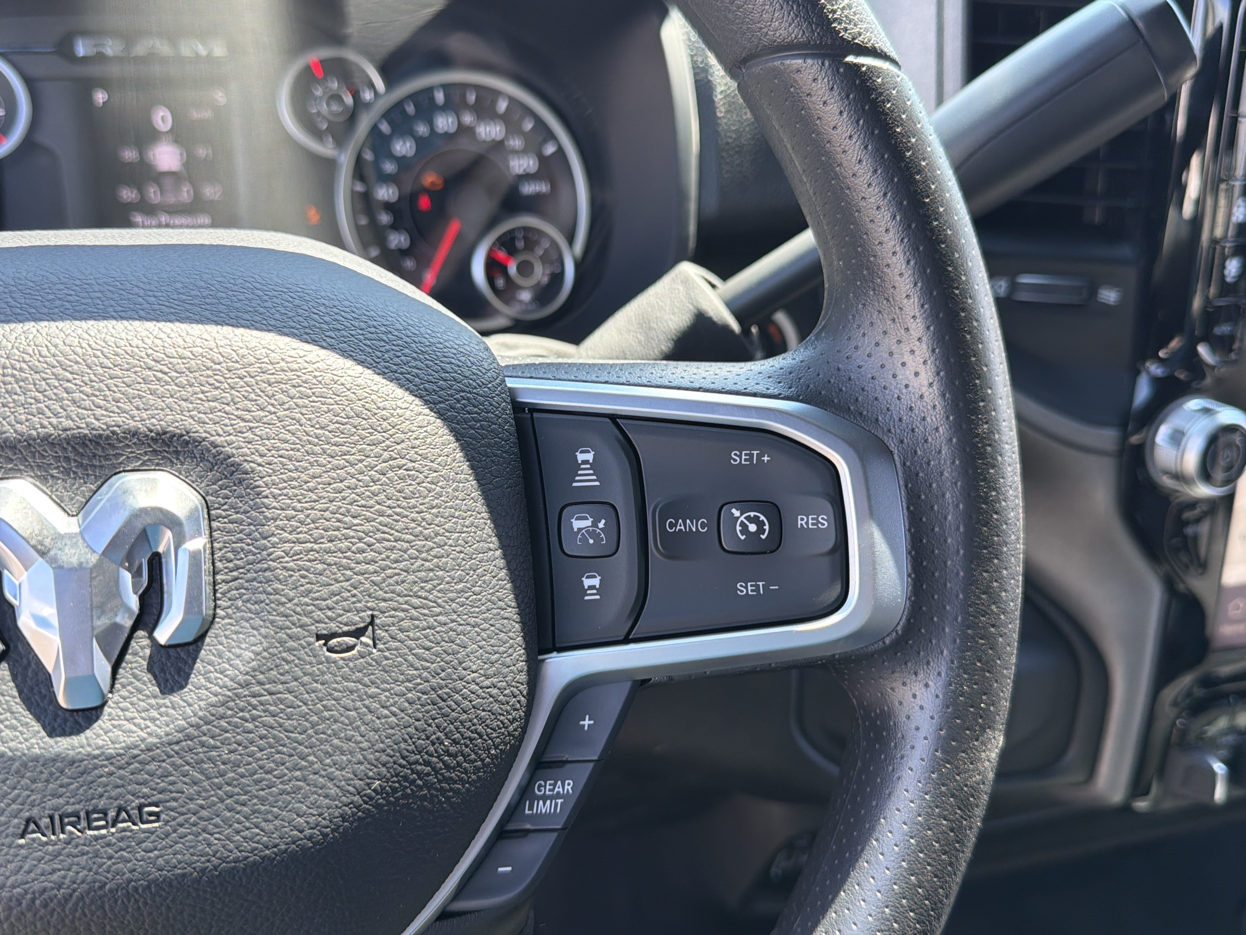 New 2026 RAM 2500 Warlock AWD/4WD image 19
