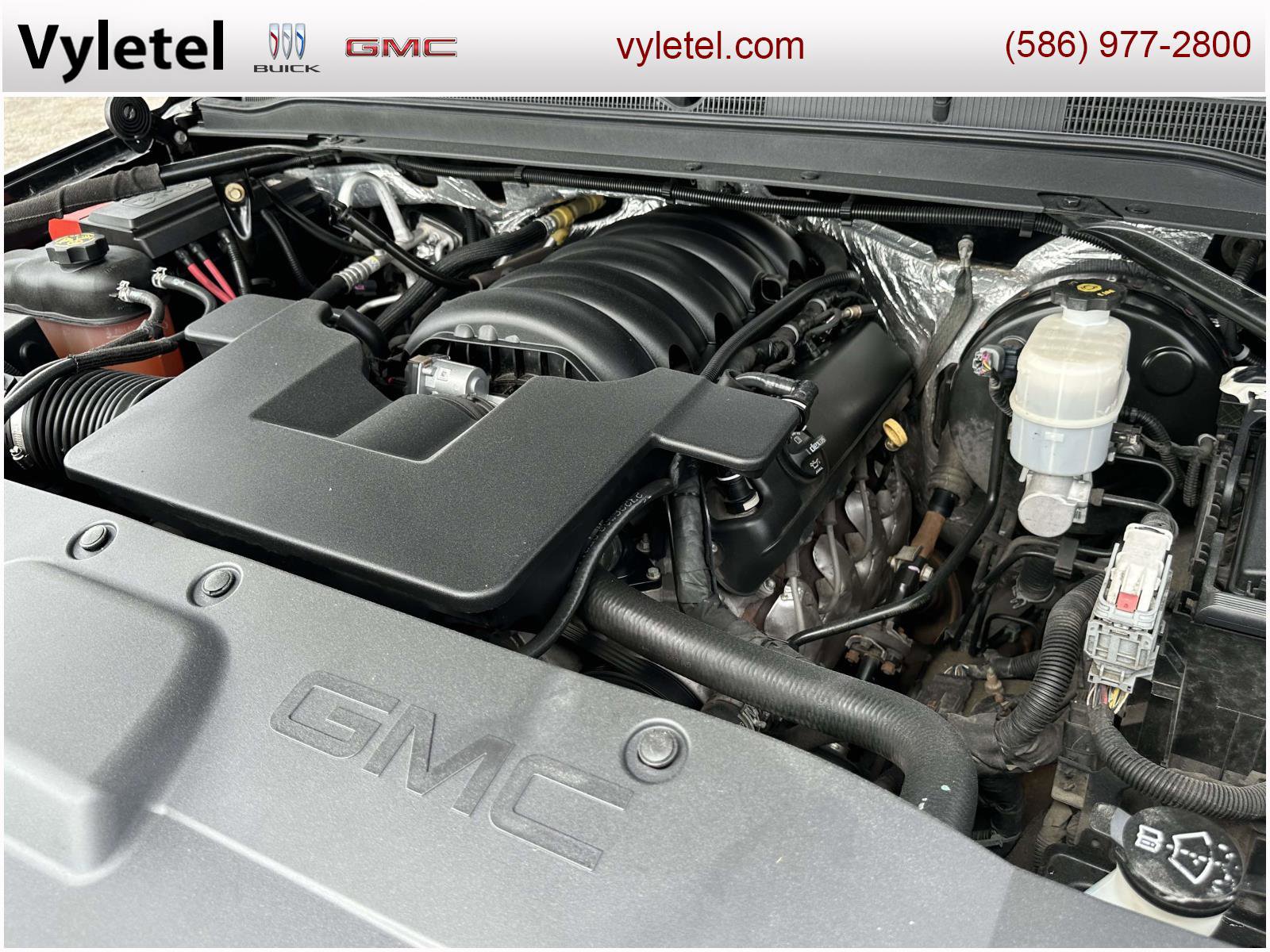 Used 2015 GMC Yukon XL SLT w/ Open Road Package image 9