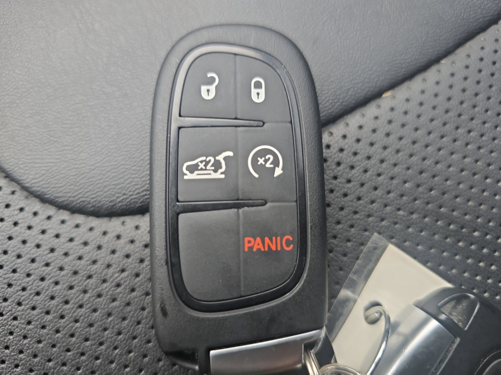 Certified 2023 Jeep Cherokee Altitude Lux image 27