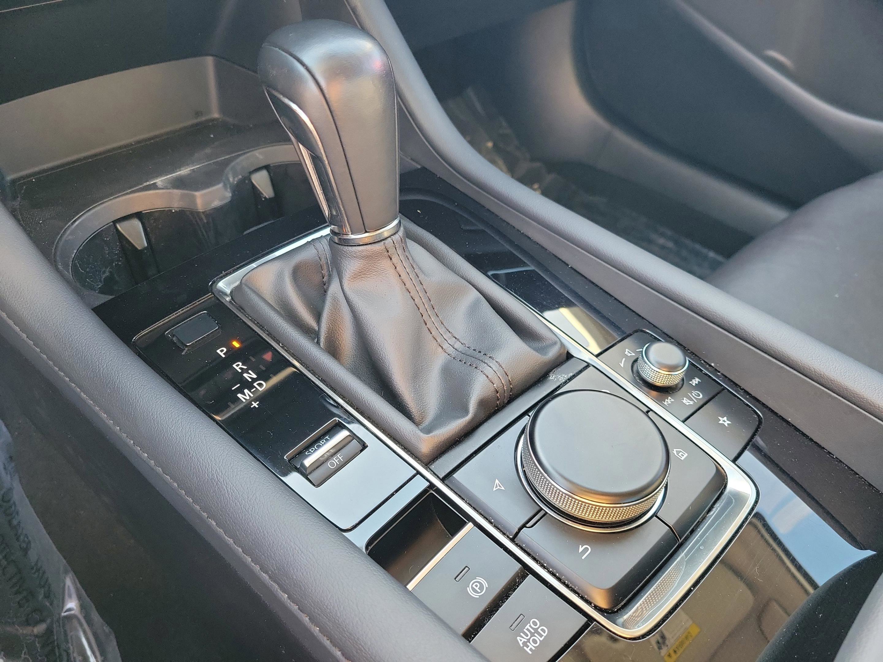 Used 2022 MAZDA MAZDA3 s image 27