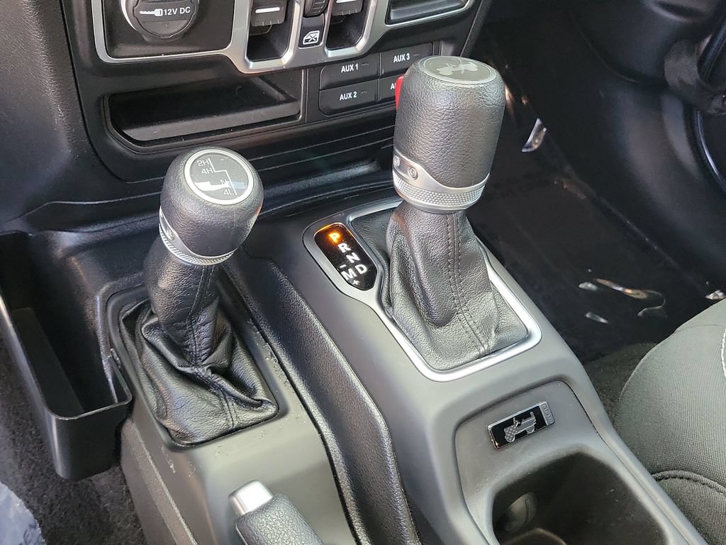 Used 2021 Jeep Wrangler Unlimited Sport AWD/4WD image 36