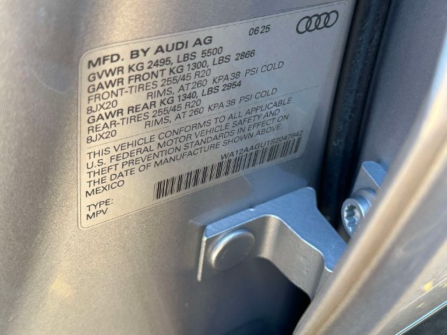 Certified 2025 Audi Q5 Premium Plus AWD/4WD image 36