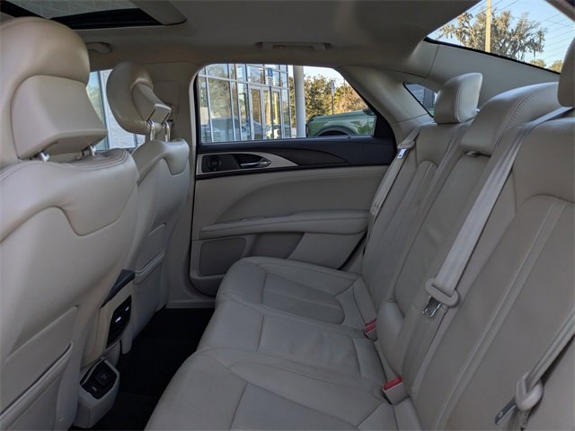 Used 2018 Lincoln MKZ Reserve image 12