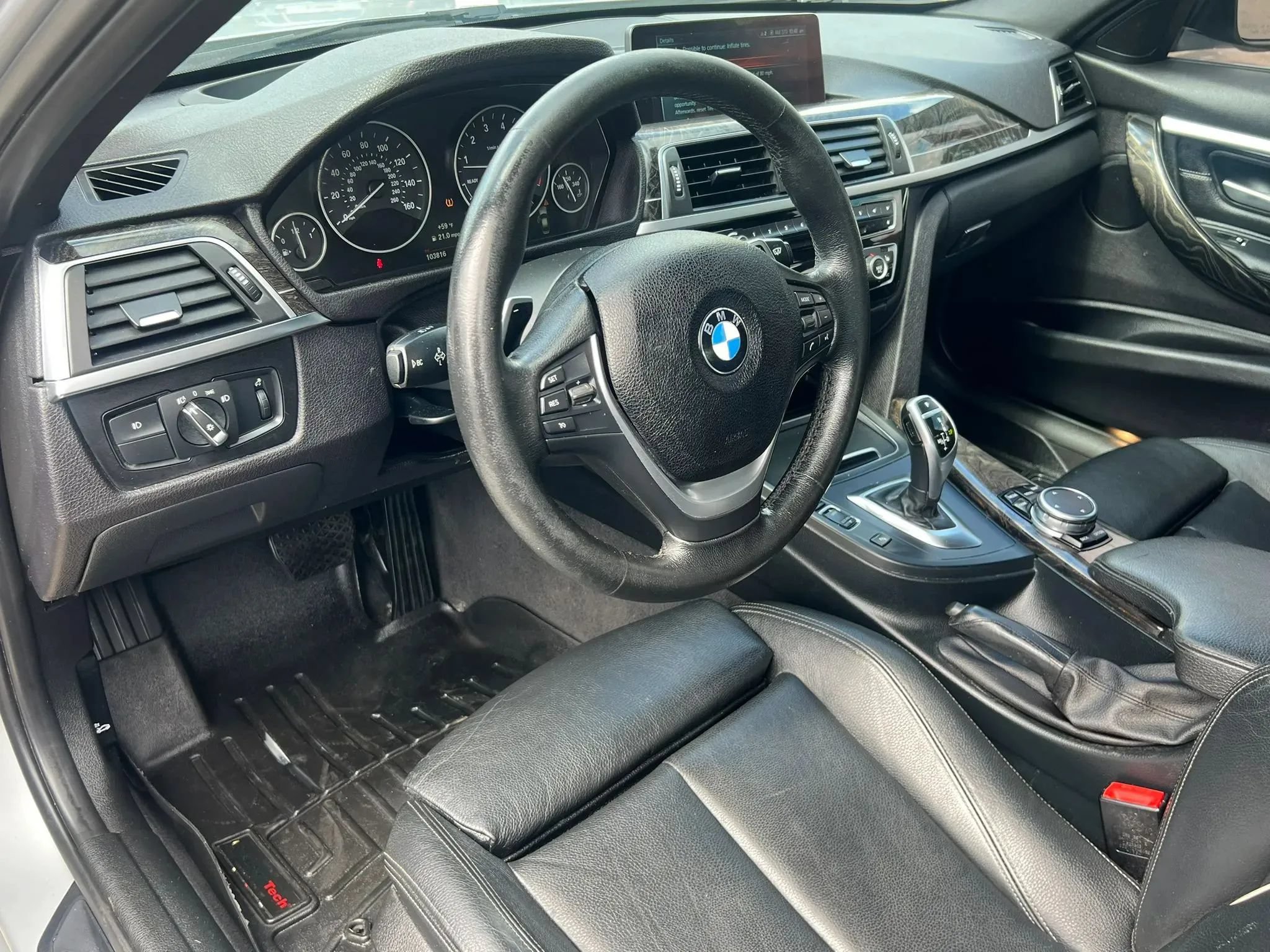 Used 2017 BMW 330i xDrive Sedan AWD/4WD image 14