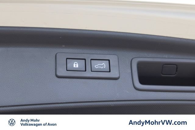Used 2023 Subaru Forester Limited w/ Popular Package #2 AWD/4WD image 13