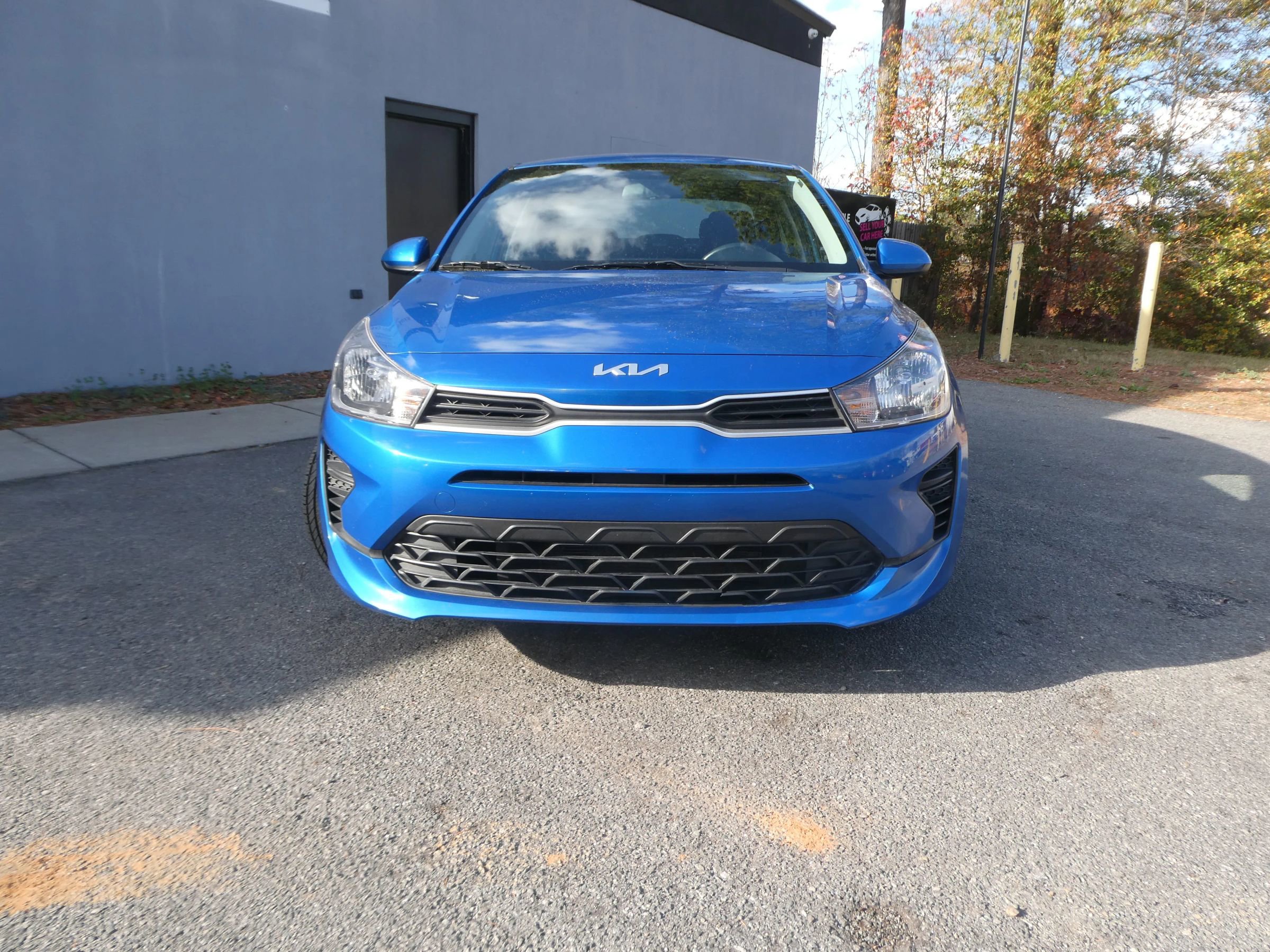 Used 2022 Kia Rio S image 2