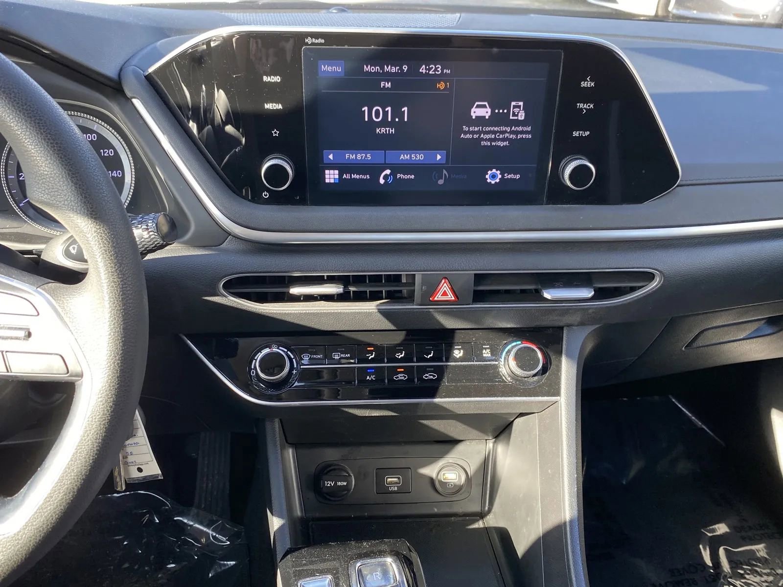 Used 2023 Hyundai Sonata SE image 13