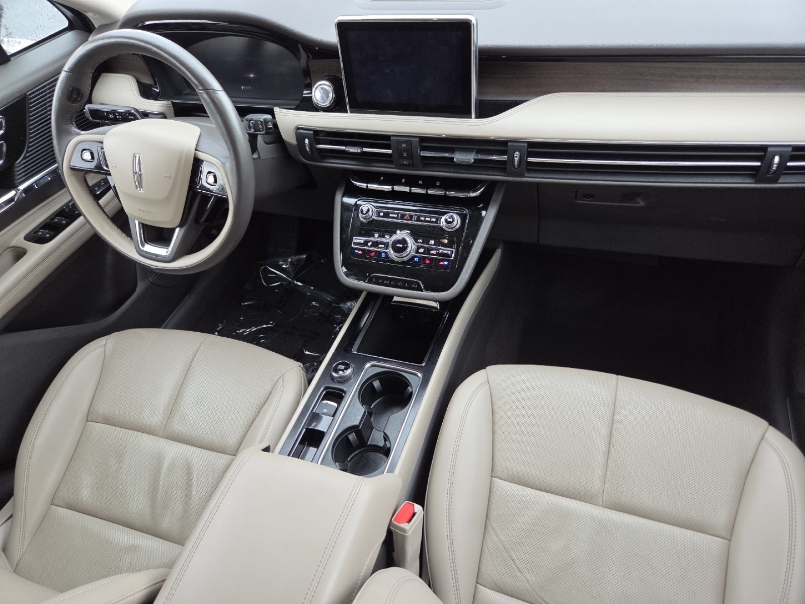 Used 2022 Lincoln Corsair Reserve w/ Elements Package FWD image 28