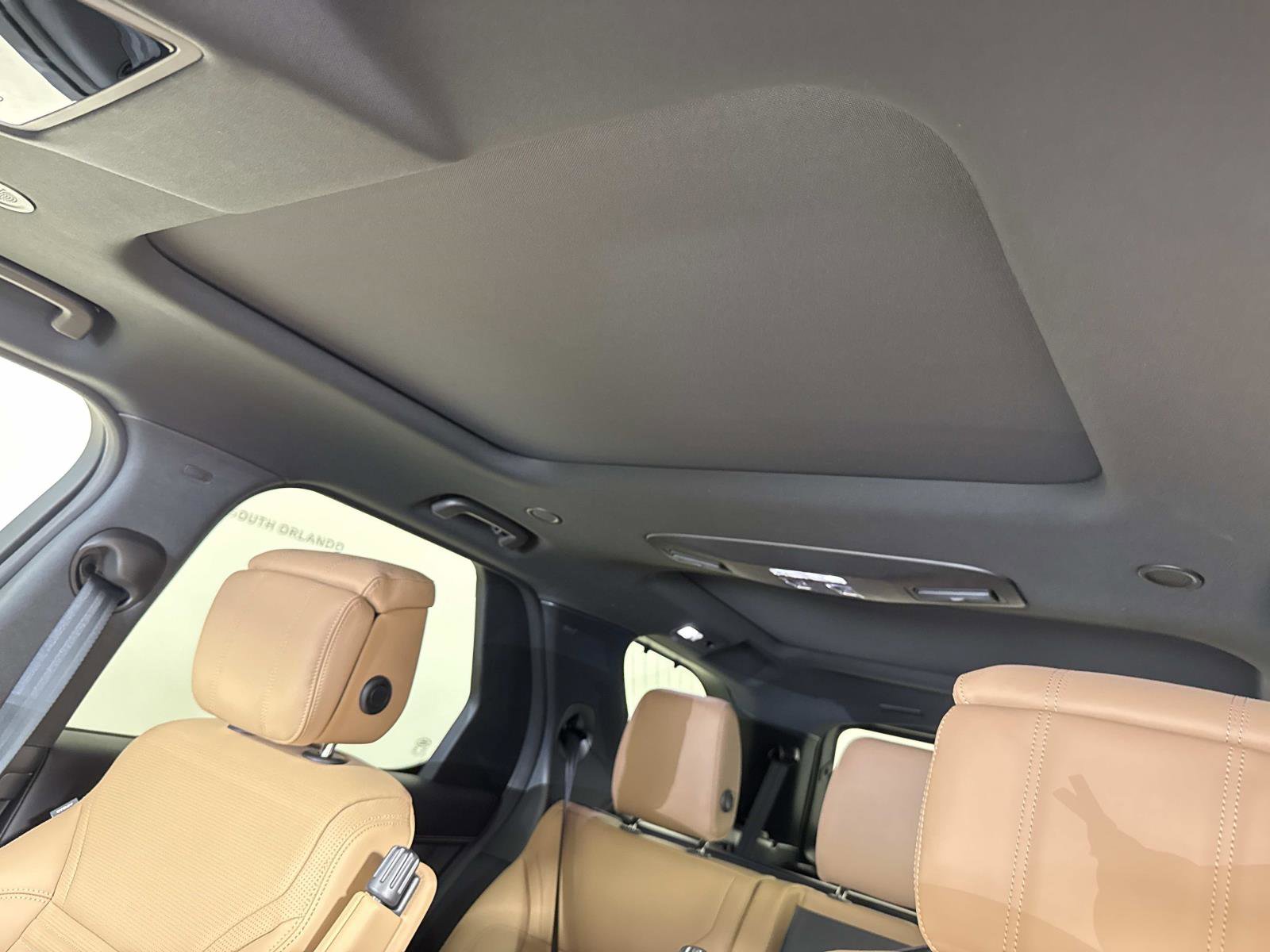 New 2026 Land Rover Discovery Limited Edition AWD/4WD image 21