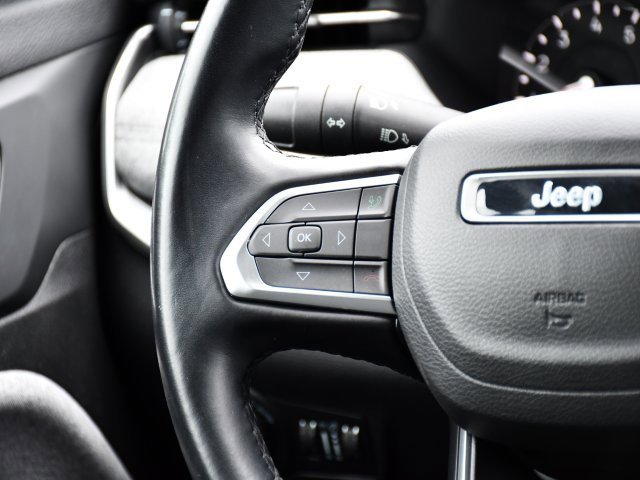 Used 2022 Jeep Compass Latitude image 25