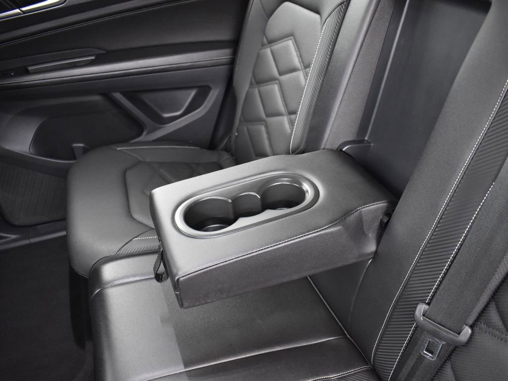 Used 2024 Volkswagen Atlas Cross Sport SE image 29