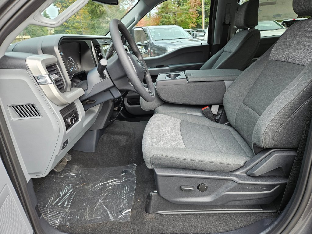 New 2027 Ford F250 XLT w/ Tremor Off-Road Package AWD/4WD image 17