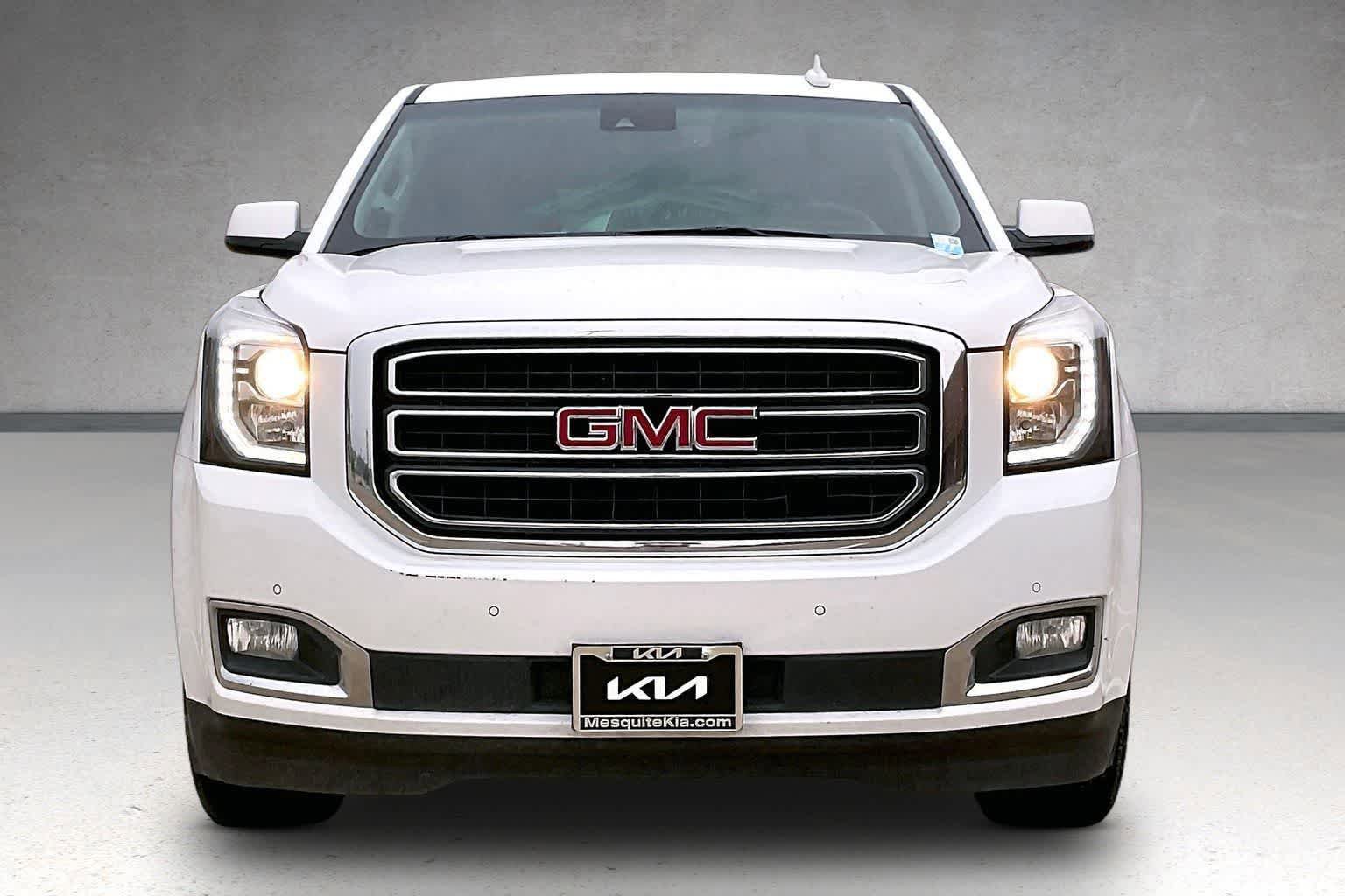 Used 2017 GMC Yukon SLT AWD/4WD image 6