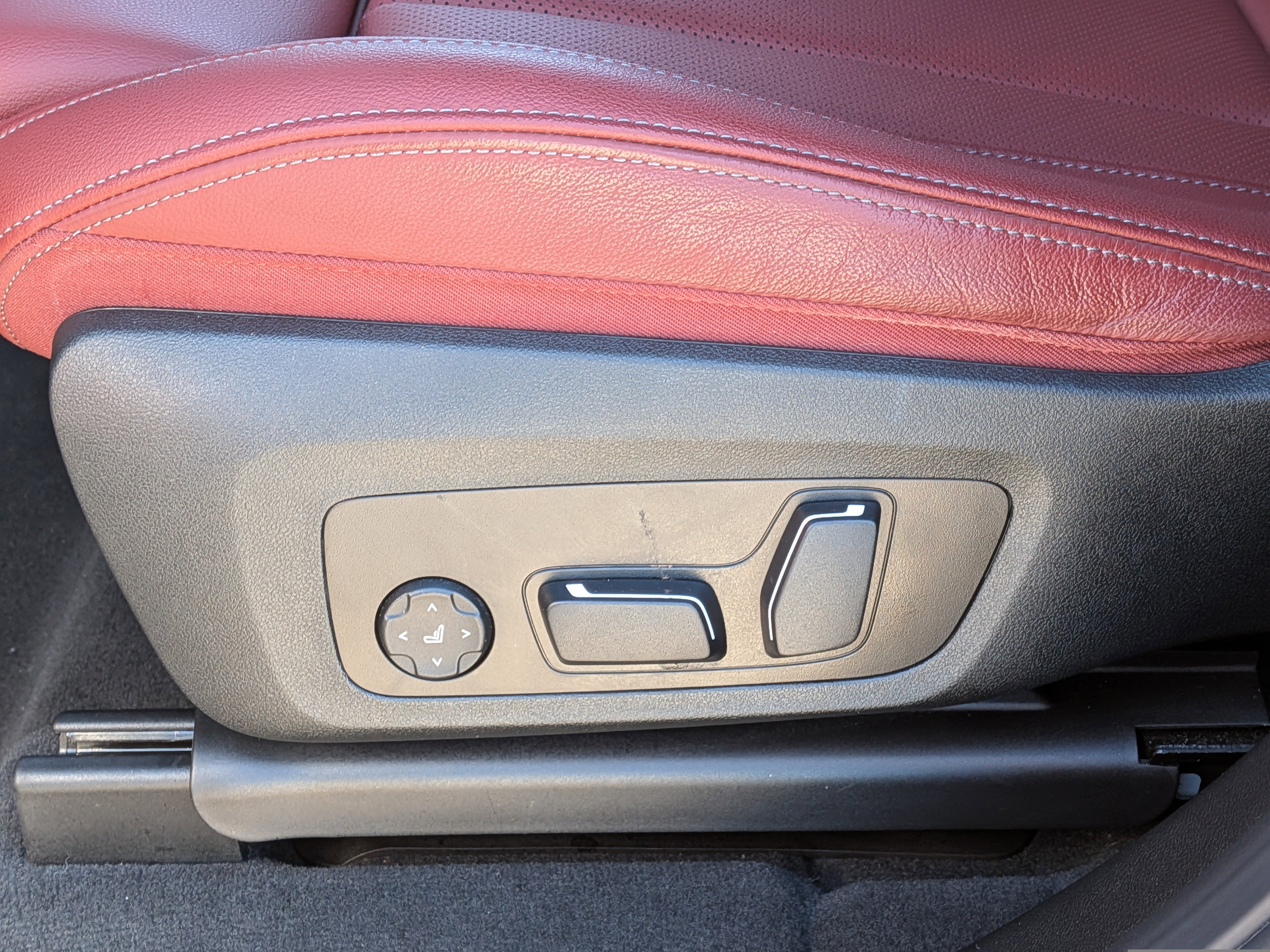 Used 2024 BMW X3 M40i image 24