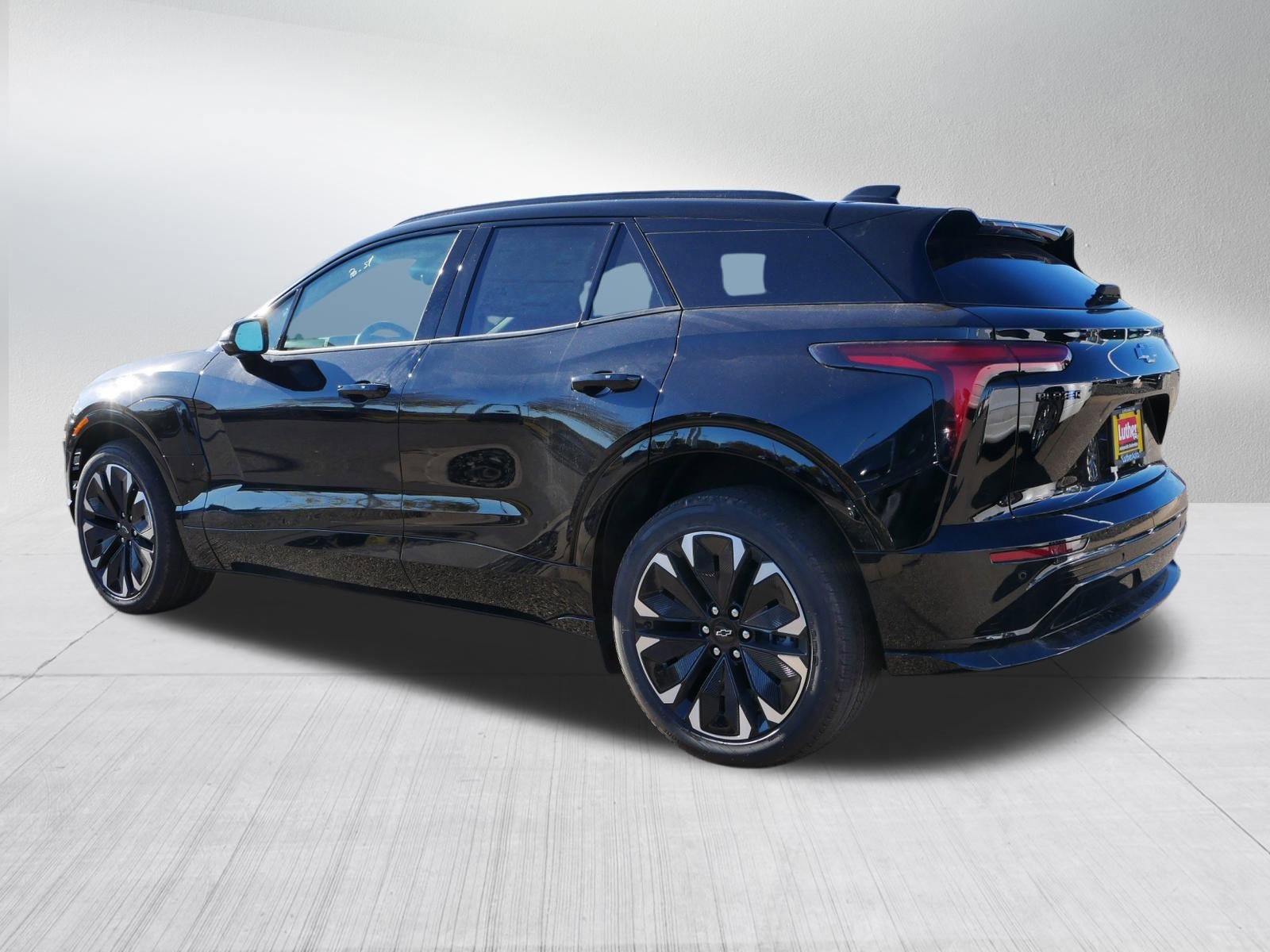 New 2026 Chevrolet Blazer EV RS image 2