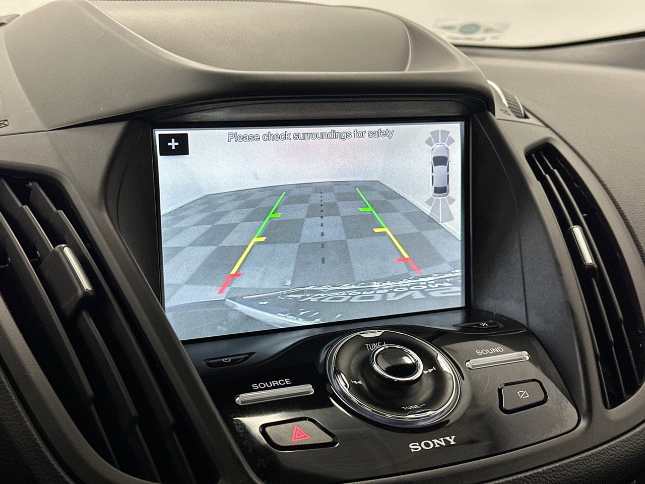 Used 2019 Ford Escape Titanium image 27