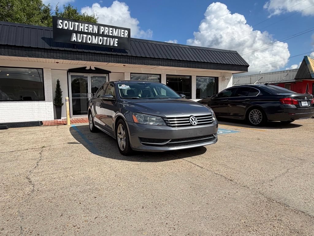 Used 2012 Volkswagen Passat 2.5 SE FWD image 3