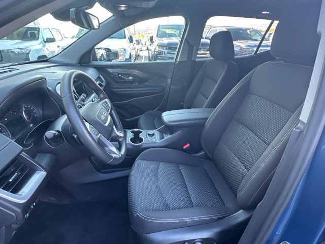 Used 2024 GMC Terrain SLE w/ Driver Convenience Package AWD/4WD image 12