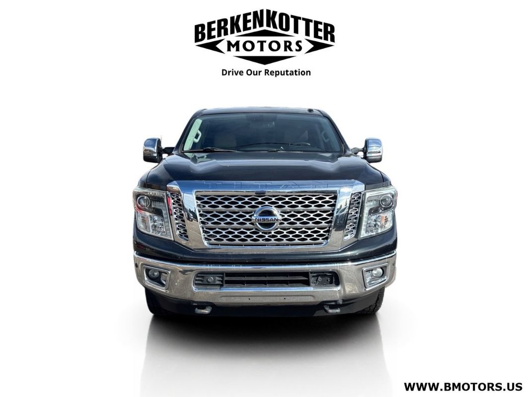 Used 2016 Nissan Titan SL image 8