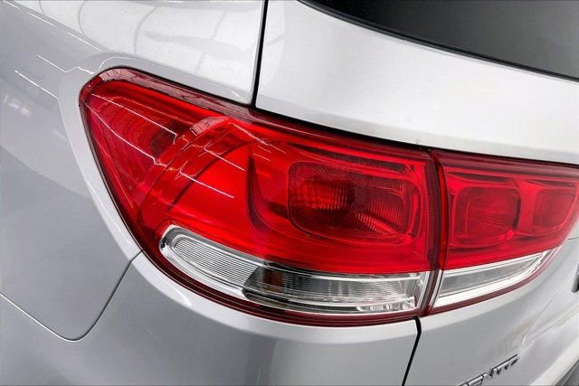 Used 2018 Kia Sorento L image 29