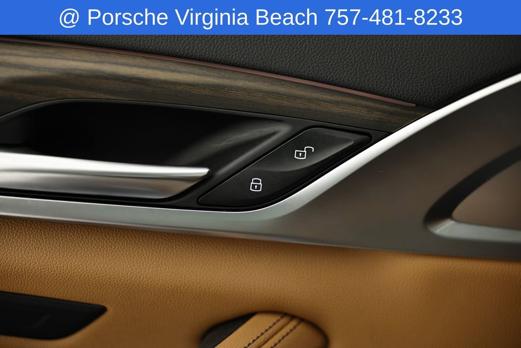 Used 2023 BMW 540i xDrive w/ Premium Package AWD/4WD image 17