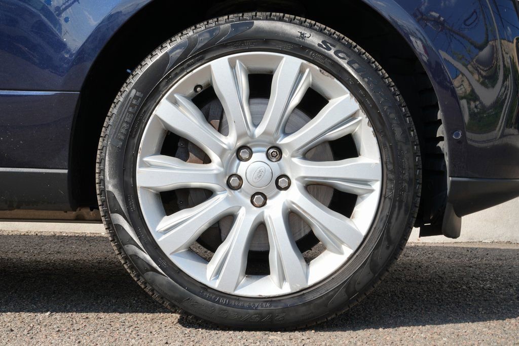 Used 2017 Land Rover Range Rover Supercharged image 12